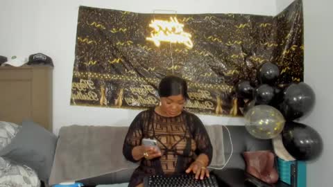 reginabanx online show from April 2026 12:08:01 AM
