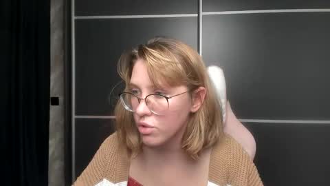 Regina online show from January 2025 03:25:02 PM