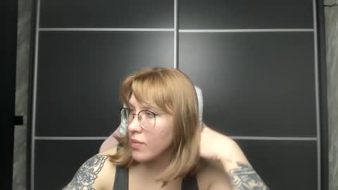 Regina online show from February 2025 04:03:02 PM