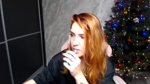 Snapshot of reginasmilee chatting on December 2025 11:39:02 AM Regina online show from December 2025 11:39:02 AM