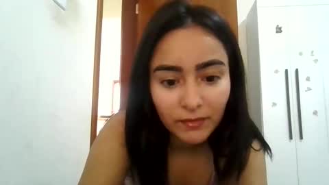 Snapshot of reginavitoria chatting on October 2025 11:27:02 AM reginavitoria online show from October 2025 11:27:02 AM