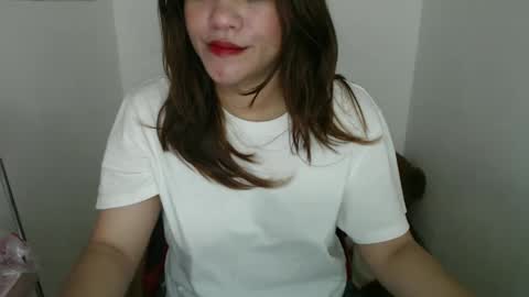 Snapshot of reign2525 chatting on February 2025 04:03:02 AM reign2525 online show from February 2025 04:03:02 AM