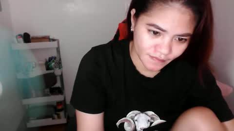 Snapshot of reign2525 chatting on September 2025 03:12:02 PM reign2525 online show from September 2025 03:12:02 PM