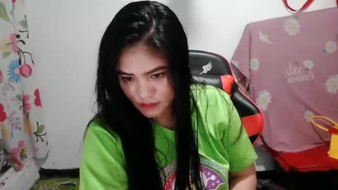 reign2525 online show from March 2026 12:10:02 PM