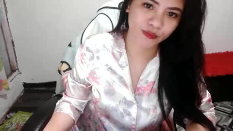 reign2525 online show from March 2026 02:56:02 PM