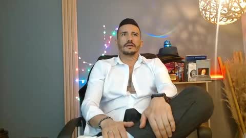   REIKO  online show from March 2026 02:55:01 PM