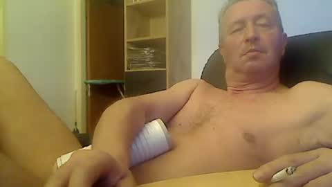 reini7211 online show from June 2026 12:59:01 AM