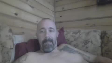 Snapshot of remington543 chatting on January 2025 02:57:01 AM remington543 online show from January 2025 02:57:01 AM