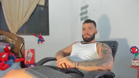 Snapshot of remy_sten chatting on December 2024 02:42:02 AM Rmy Steen online show from December 2024 02:42:02 AM