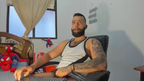 Snapshot of remy_sten chatting on December 2024 10:43:02 PM Rmy Steen online show from December 2024 10:43:02 PM