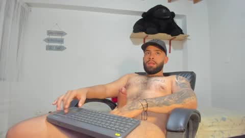 Snapshot of remy_sten chatting on February 2025 10:30:02 PM Rmy Steen online show from February 2025 10:30:02 PM