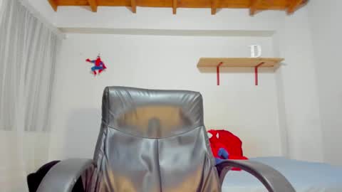 Rmy Steen online show from October 2025 11:56:02 PM