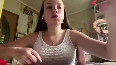 Snapshot of renaeorabuena chatting on June 2026 08:05:02 AM Annabel online show from June 2026 08:05:02 AM