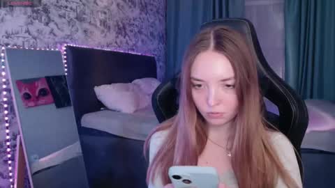 Snapshot of renary_sweet chatting on September 2025 06:52:02 PM Renary online show from September 2025 06:52:02 PM