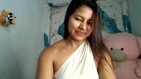 renata online show from July 2026 04:19:01 AM