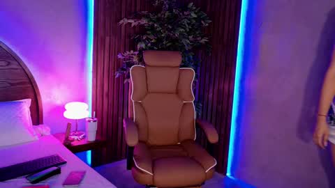 Snapshot of renata_black_ chatting on September 2025 10:05:02 AM Renata online show from September 2025 10:05:02 AM