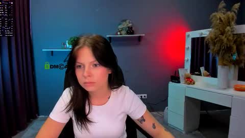 renata_sweety online show from September 2025 01:02:01 PM