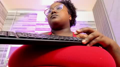 Snapshot of renatafoxter chatting on April 2026 05:30:01 PM nataly online show from April 2026 05:30:01 PM