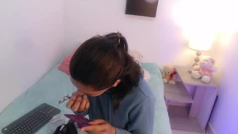 Snapshot of renataj chatting on October 2025 09:10:01 AM renataj online show from October 2025 09:10:01 AM