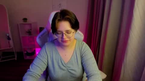 Snapshot of renee_turner chatting on December 2024 11:12:02 PM renee_turner online show from December 2024 11:12:02 PM