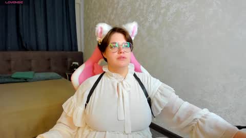 Snapshot of renee_turner chatting on March 2025 08:16:01 AM renee_turner online show from March 2025 08:16:01 AM