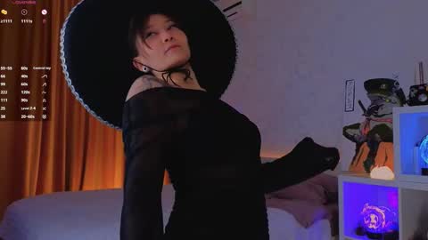 Snapshot of renochka chatting on March 2026 05:19:01 PM renochka online show from March 2026 05:19:01 PM