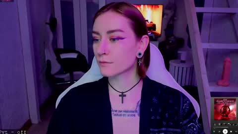 Rie online show from November 2025 02:43:02 AM