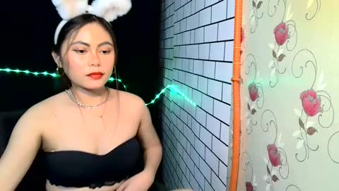 Snapshot of reviya_fox21 chatting on February 2025 05:51:02 AM Rose18 online show from February 2025 05:51:02 AM