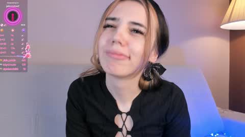 Elin online show from December 2024 04:58:02 AM