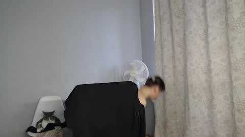 Eugene online show from September 2025 05:53:02 AM