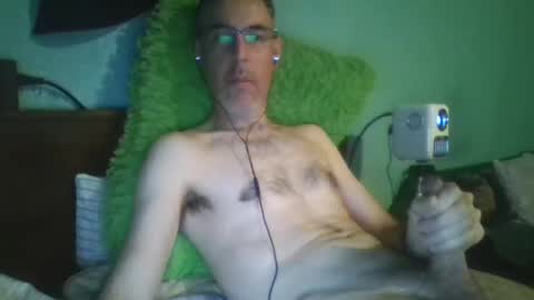 Snapshot of reyes_albert2006 chatting on November 2025 07:31:01 AM reyes_albert2006 online show from November 2025 07:31:01 AM