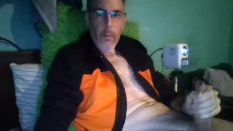 Snapshot of reyes_albert2006 chatting on November 2025 10:48:02 AM reyes_albert2006 online show from November 2025 10:48:02 AM