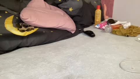 reyna77 online show from December 2024 06:26:01 AM