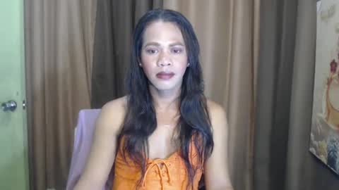Snapshot of reyna_33mhalia chatting on May 2026 01:06:01 PM your cum slut online show from May 2026 01:06:01 PM