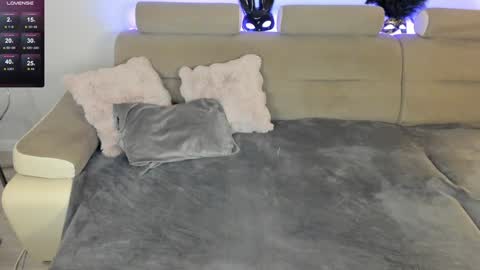 Serenna online show from January 2025 10:49:02 PM
