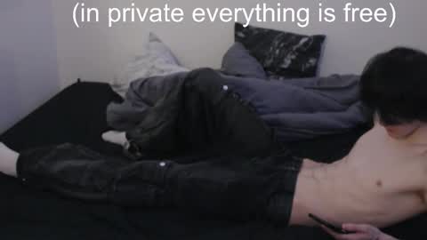 Snapshot of reyreyclub chatting on February 2025 07:50:02 AM reyreyclub online show from February 2025 07:50:02 AM