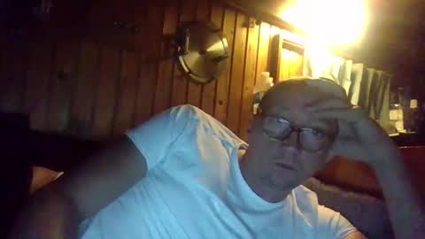 Snapshot of rezznova chatting on December 2025 10:08:02 PM Joe online show from December 2025 10:08:02 PM