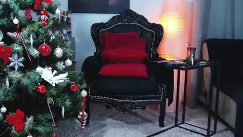 Snapshot of rheadespot chatting on December 2024 01:43:01 PM Rhea online show from December 2024 01:43:01 PM