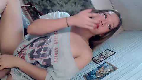 HI GUYS IM RHIAN PLEASE GIVE ME THUMBS UP online show from May 2026 11:04:02 AM
