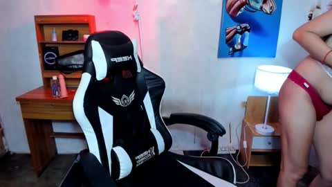 Snapshot of rhodora_xxx chatting on October 2025 08:26:02 AM rhodora_xxx online show from October 2025 08:26:02 AM