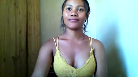 Snapshot of riaantsoa chatting on October 2025 10:24:01 AM riaantsoa online show from October 2025 10:24:01 AM