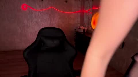 riana_razz online show from July 2026 12:40:01 PM
