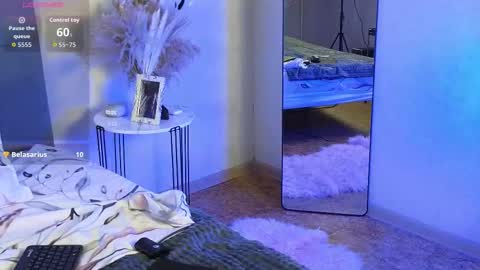 RIANA online show from February 2026 05:00:02 PM