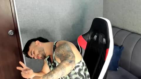 Snapshot of ricardogonzalez666 chatting on October 2025 02:36:02 AM ricardogonzalez666 online show from October 2025 02:36:02 AM