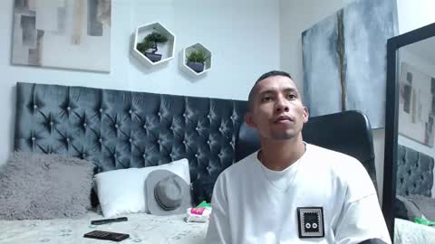 Snapshot of richar_voller chatting on March 2025 02:45:02 PM richar_voller online show from March 2025 02:45:02 PM