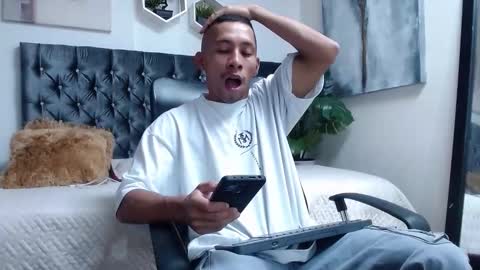 Snapshot of richar_voller chatting on October 2025 11:18:02 AM richar_voller online show from October 2025 11:18:02 AM