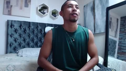 Snapshot of richar_voller chatting on November 2025 11:33:01 AM richar_voller online show from November 2025 11:33:01 AM