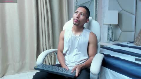 Snapshot of richar_voller chatting on November 2025 11:21:01 AM richar_voller online show from November 2025 11:21:01 AM