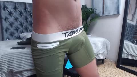 richar_voller online show from April 2026 11:42:02 PM