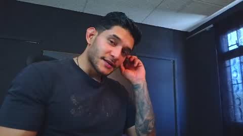 Snapshot of richard_milleer chatting on June 2026 05:11:02 PM Ricardo online show from June 2026 05:11:02 PM